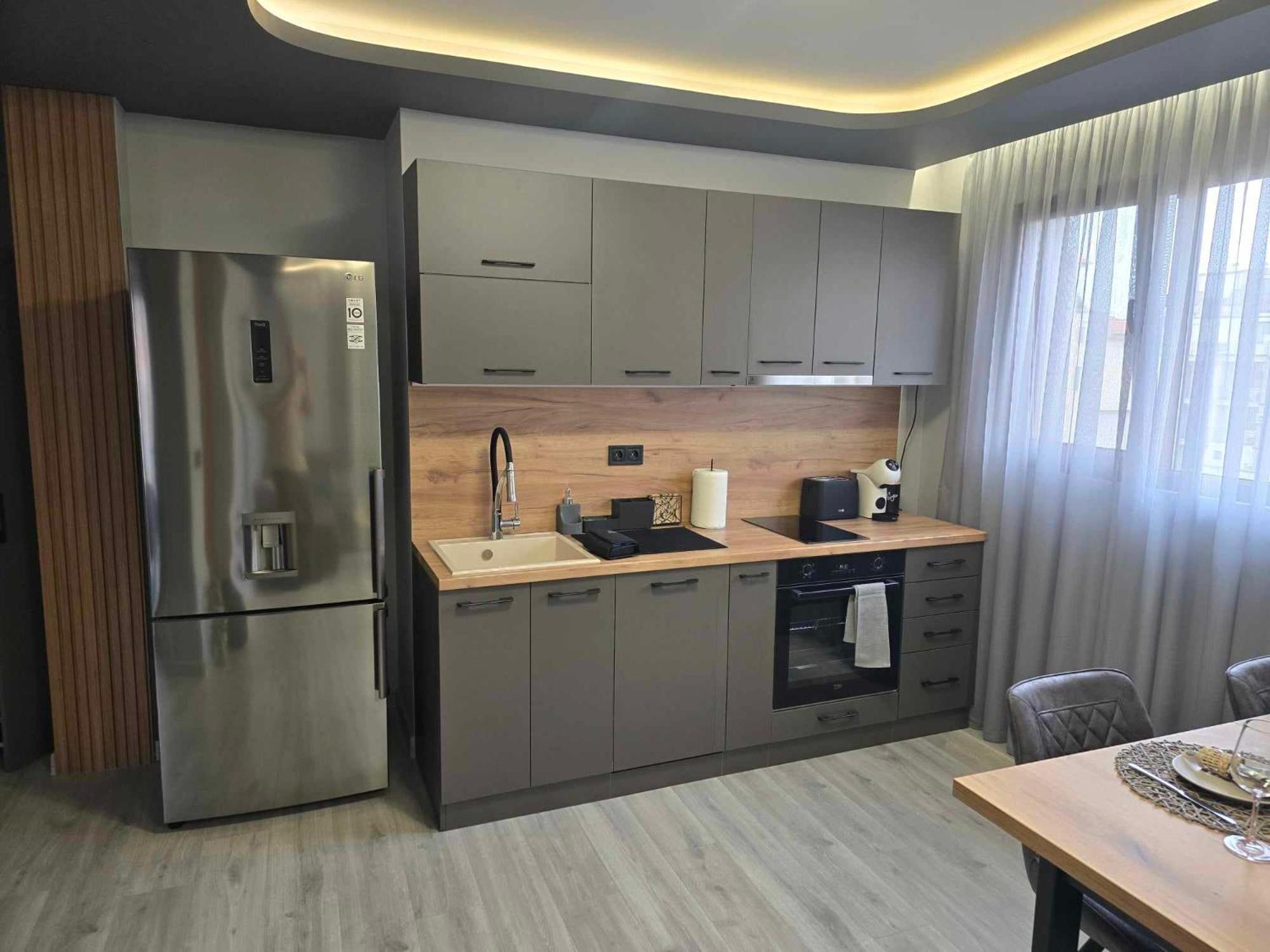 Luxury City Centre Appartment Iva Сливен Экстерьер фото