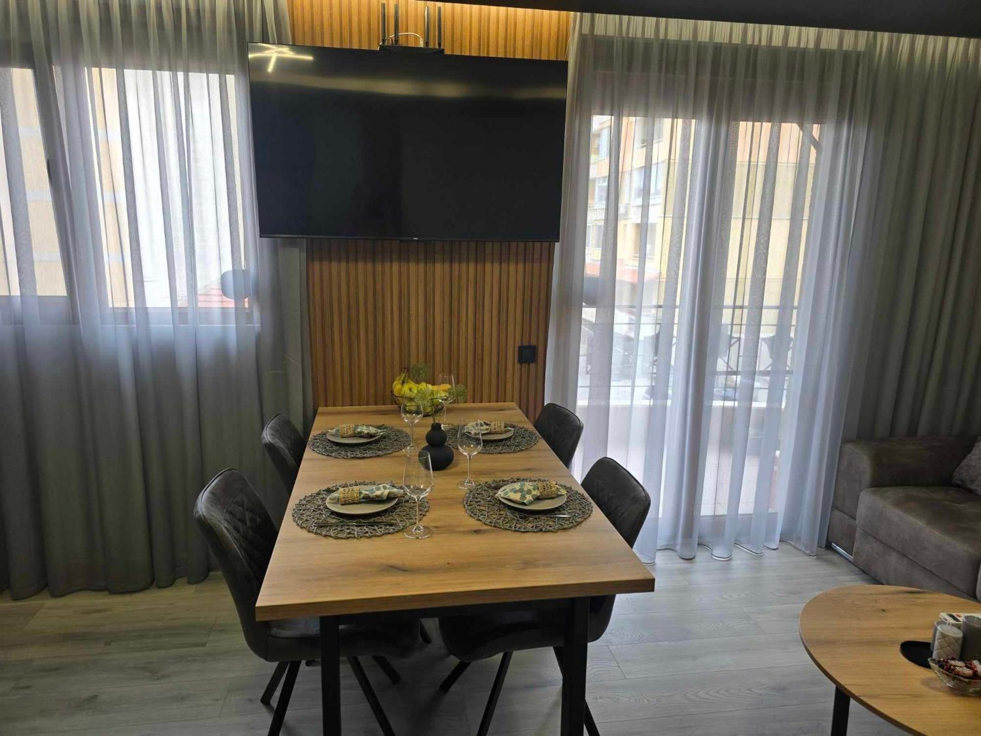 Luxury City Centre Appartment Iva Сливен Экстерьер фото